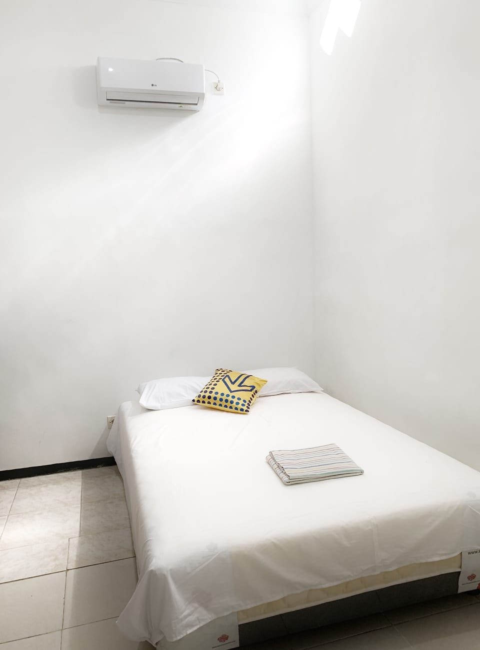 Deluxe Room | Desk, free WiFi, bed sheets