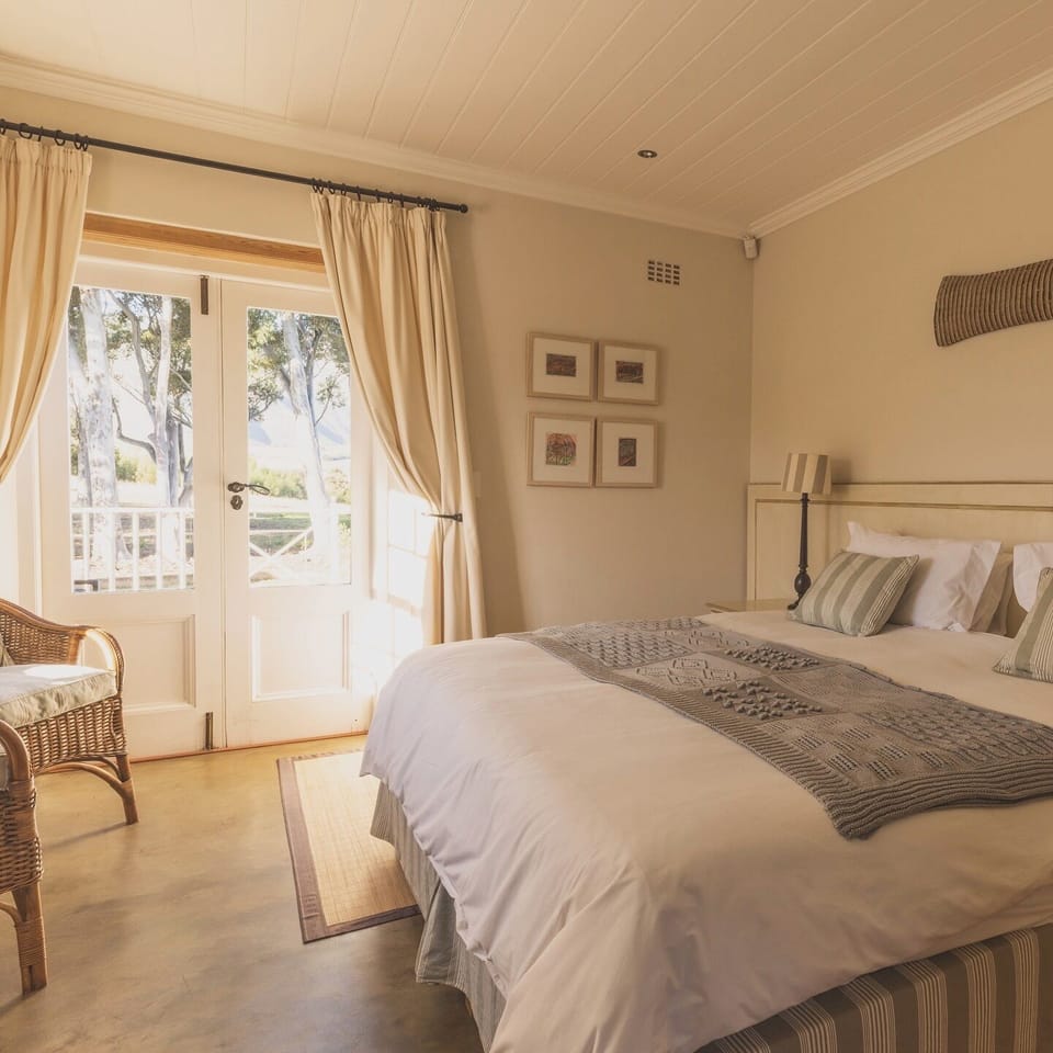 Standard Double Room, Mountain View | In-room safe, desk, laptop workspace, free WiFi