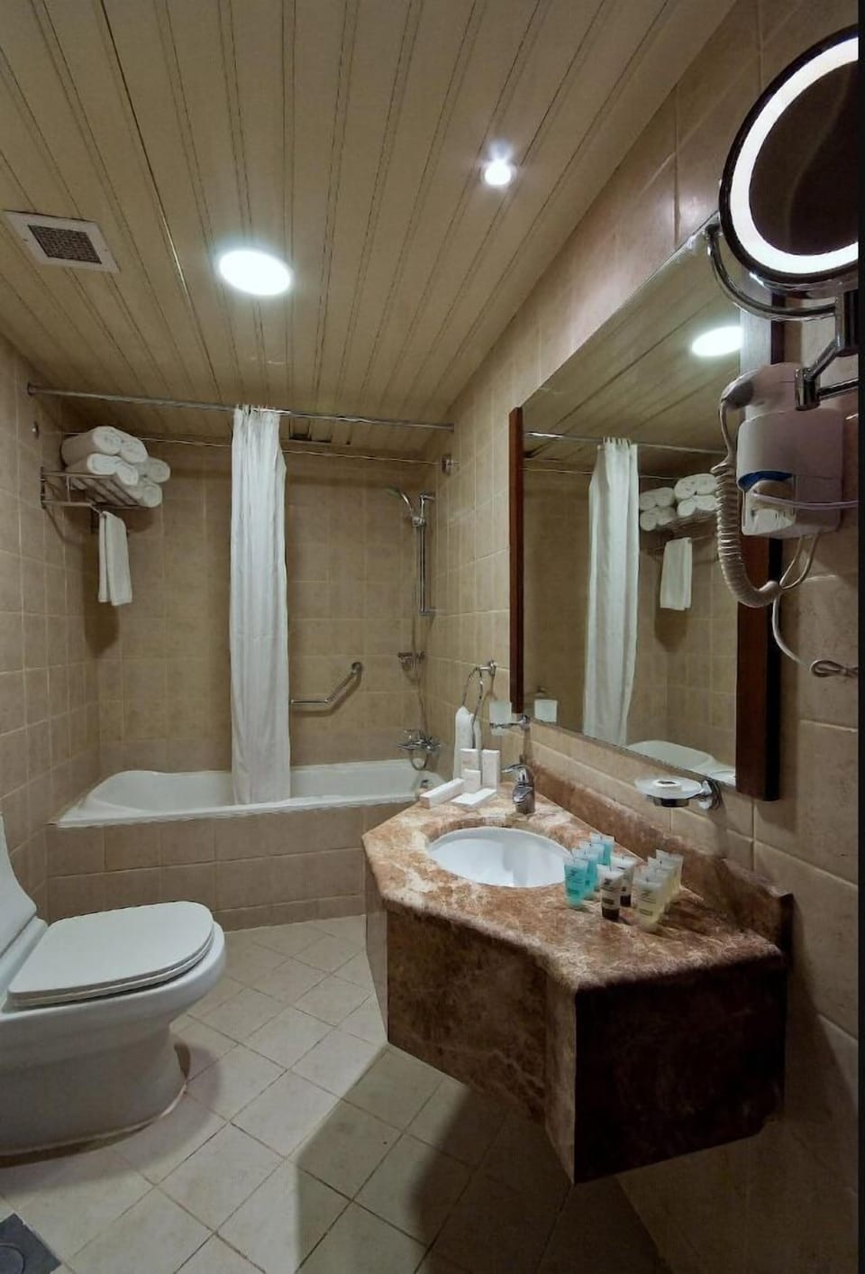 Free toiletries, soap, shampoo, toilet paper