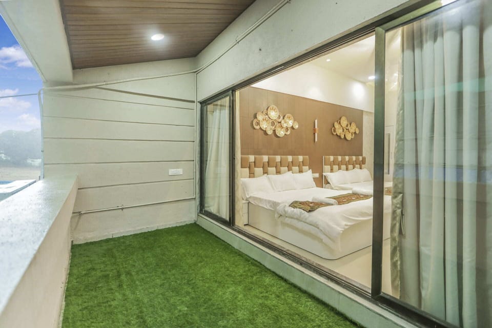Deluxe Villa, Balcony | 3 bedrooms, free WiFi