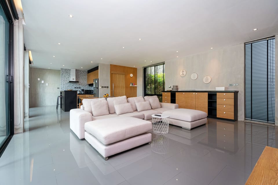 Design Villa, 2 Bedrooms, Balcony, Mountain View | Living area