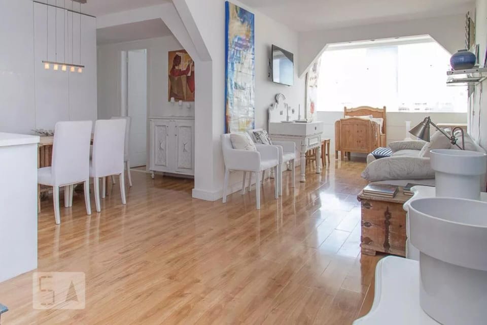 Apartment | Dining