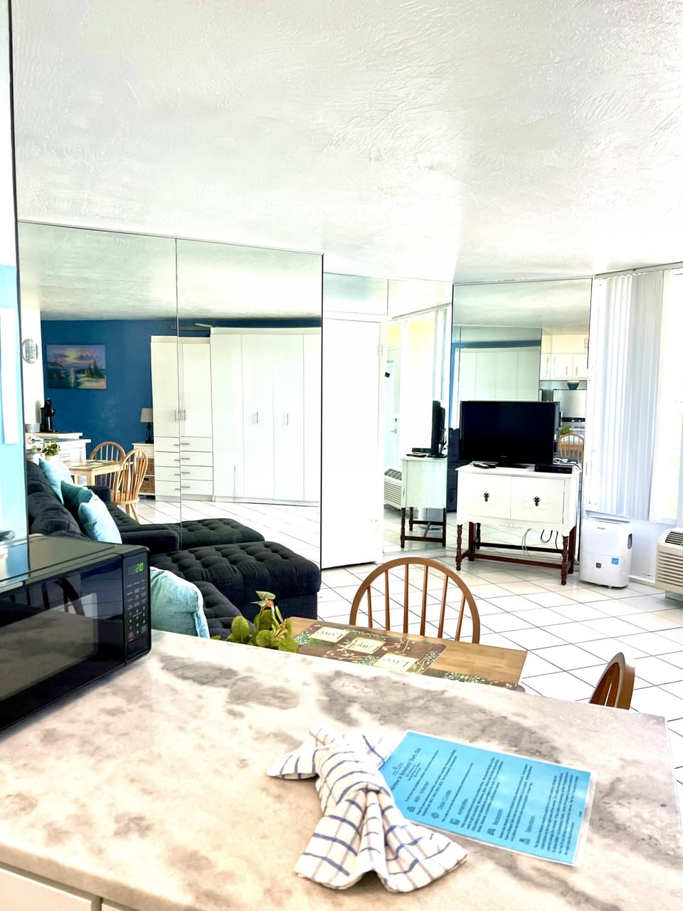 House | Internet