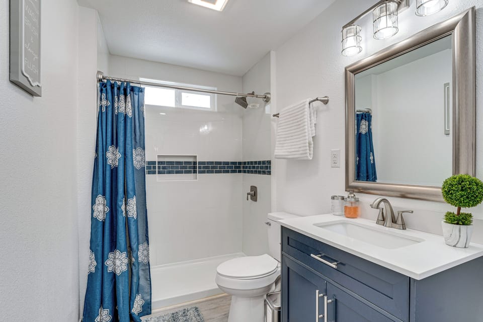 Pet-friendly Home < 1 Mi to Downtown Moses Lake! Apartment in Moses Lake