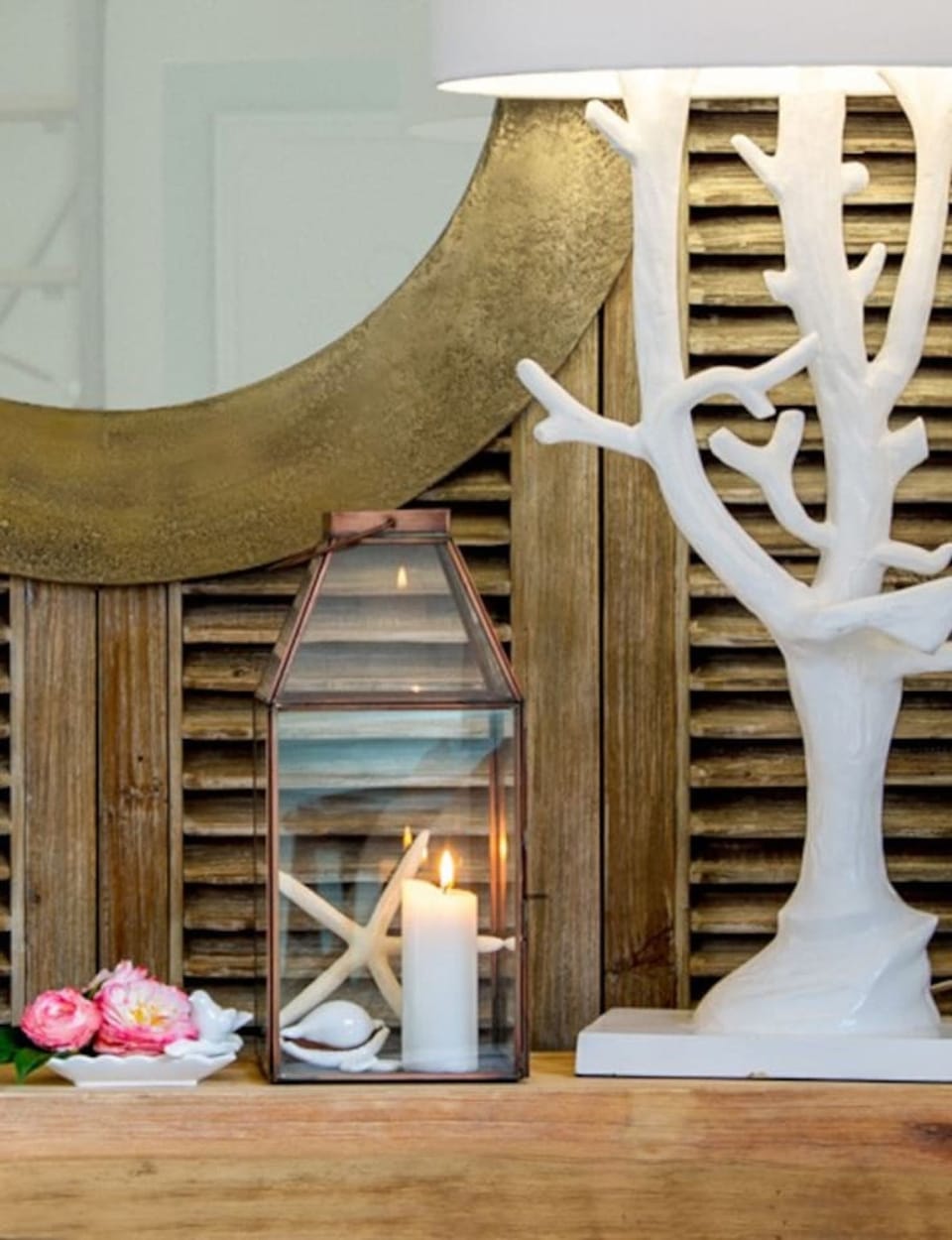 House | 2 bedrooms, desk