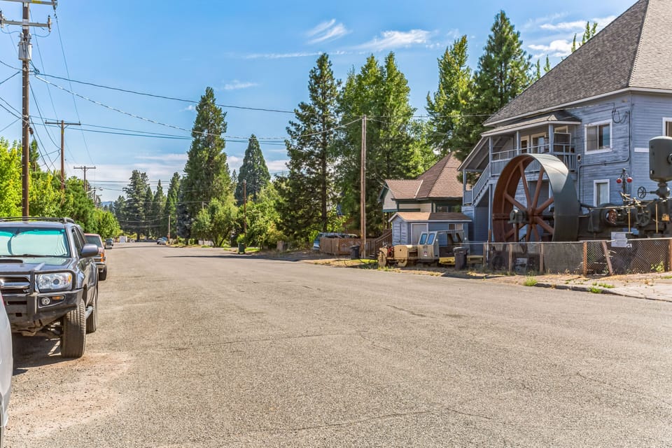House, 2 Bedrooms | Exterior