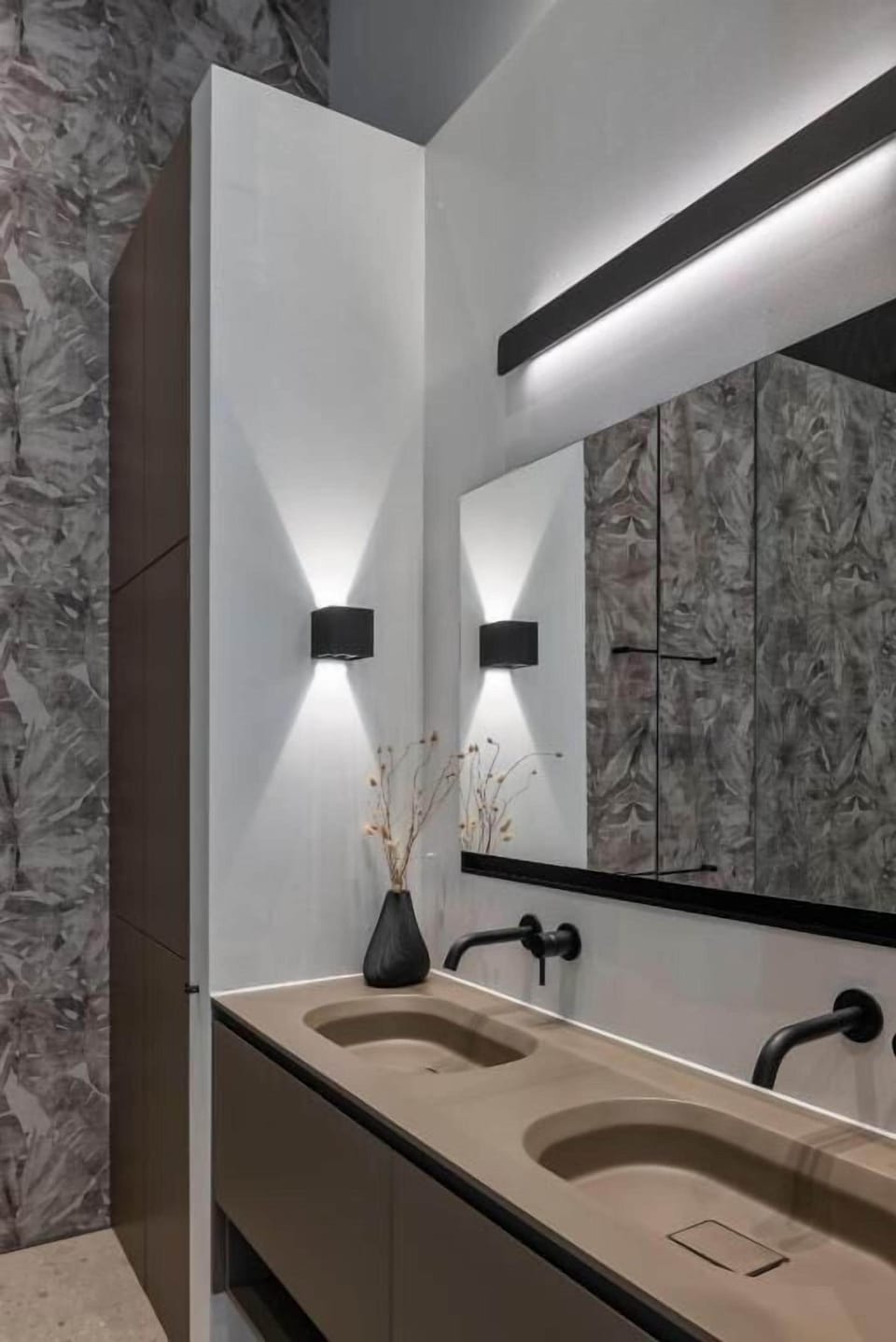Apartment | Bathroom | Shampoo
