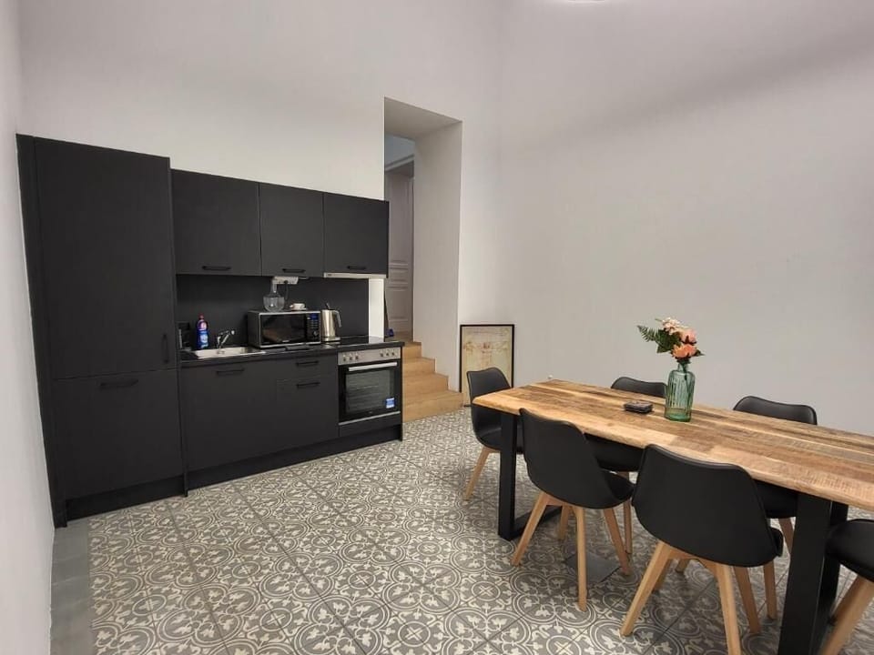 Apartment, 1 Bedroom | 1 bedroom, soundproofing, free WiFi, bed sheets