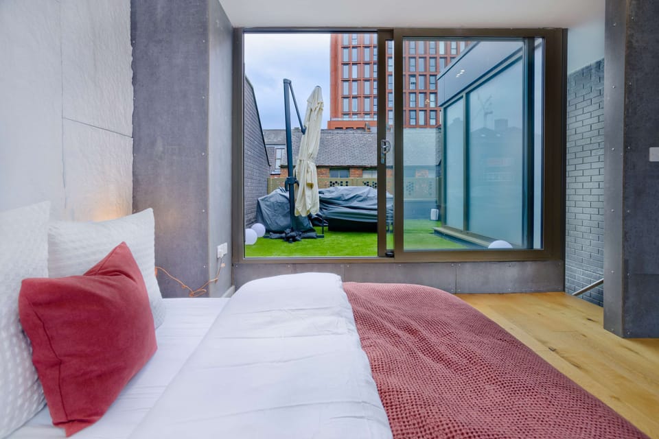 Townhouse East by Casacity Apartment in Manchester
