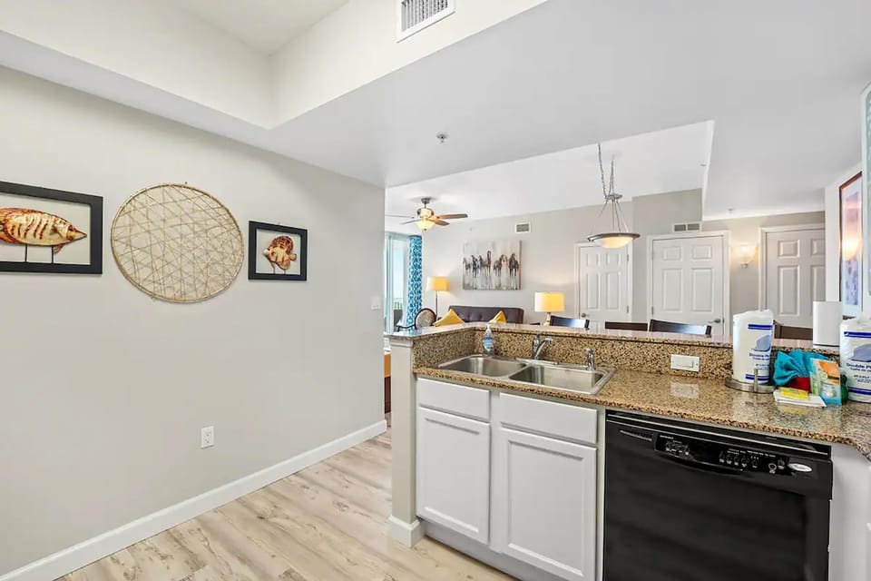 Condo, Multiple Beds (Palms Resort #2715 Full 2 Bedroom) | Private kitchen | Oven, toaster
