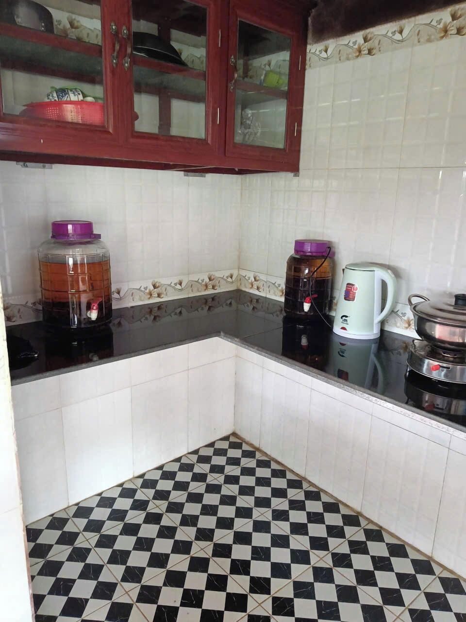 Design House, City View | Private kitchen | Fridge, stovetop, cookware/dishes/utensils