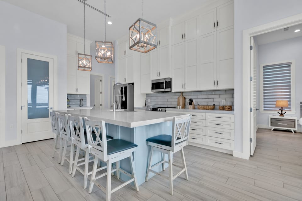 House, 3 Bedrooms | Private kitchen | Coffee/tea maker, fridge, oven, toaster