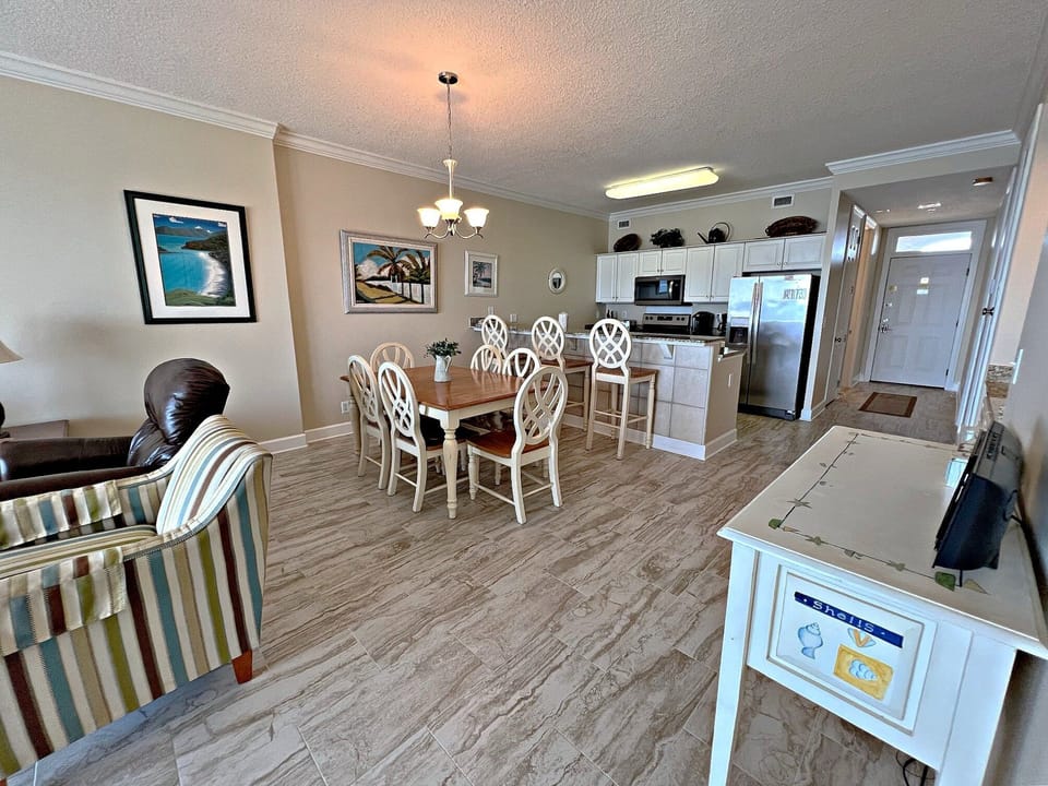 Condo, Multiple Beds, Hot Tub (Regency Isle 704) | 2 bedrooms, individually decorated, individually furnished, bed sheets