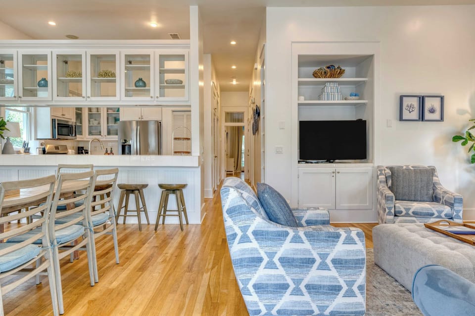 House (5 Bedrooms) | Interior