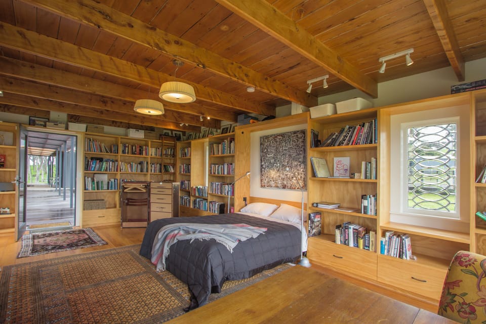 Soundproofing, WiFi (free), individually decorated