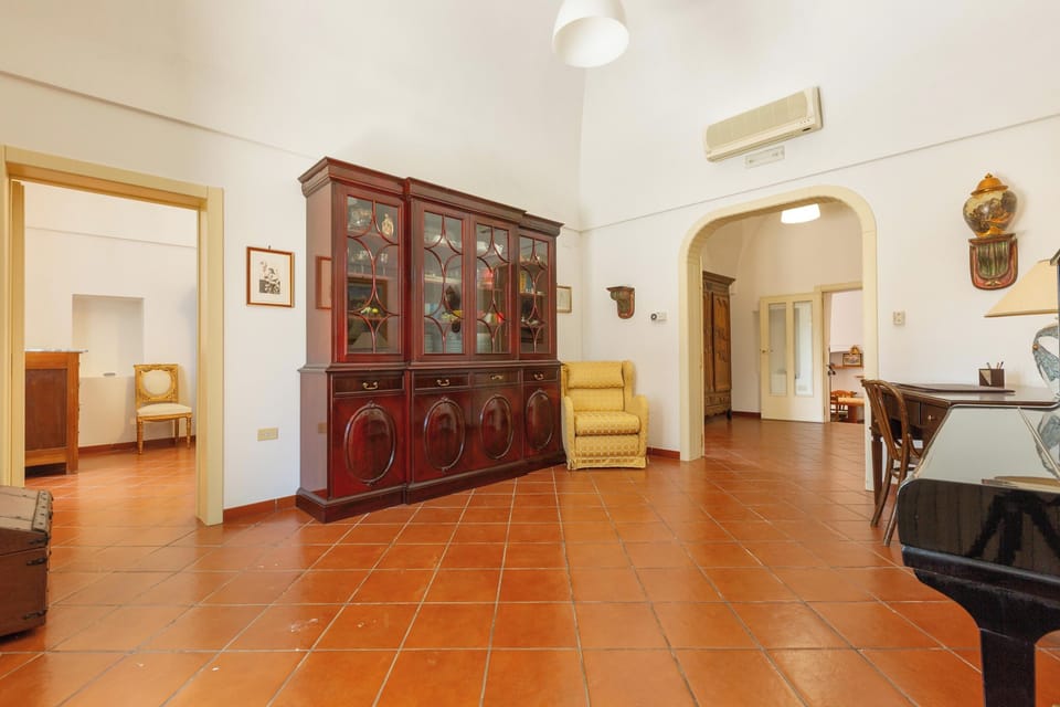 Villa | Interior