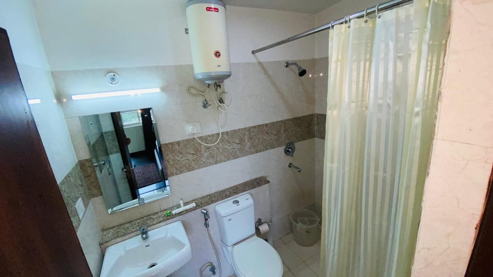 Double Room | Bathroom