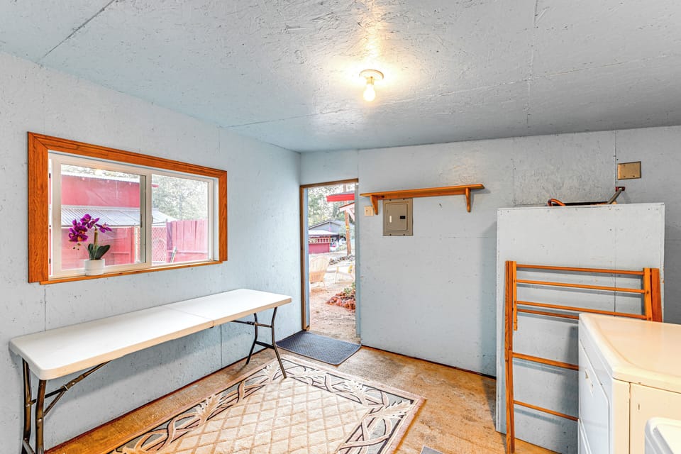 Cottage (2 Bedrooms) | Interior