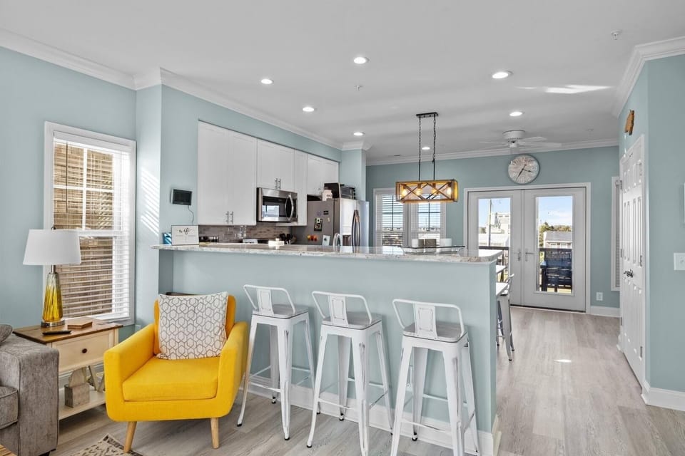 Condo, 4 Bedrooms | Interior