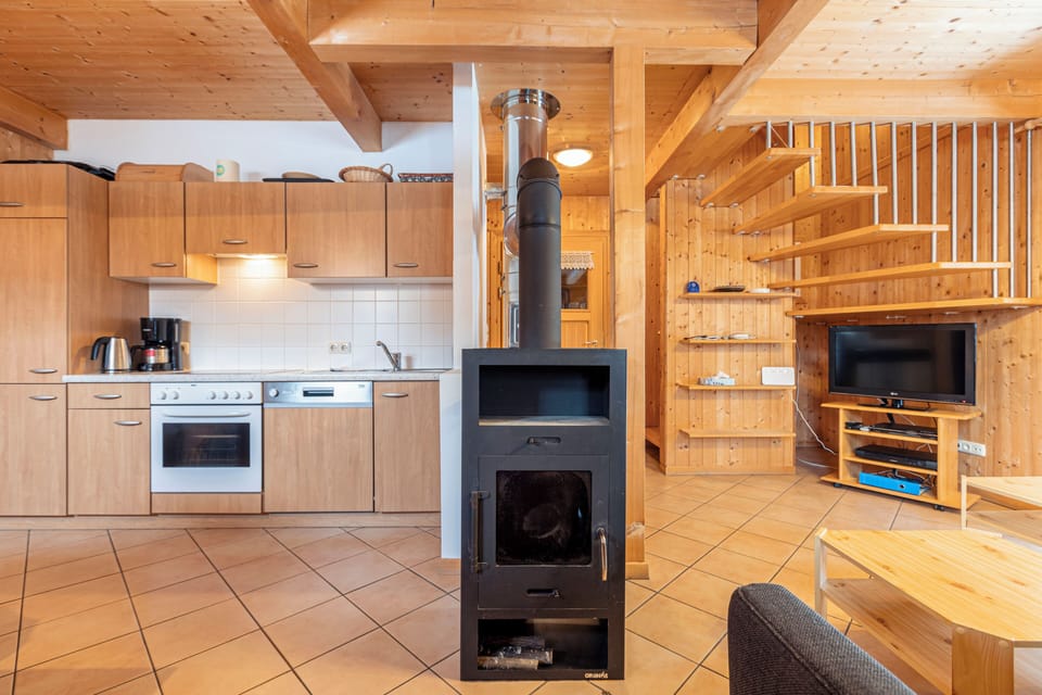 Ferienhaus mit 2 Schlafzimmern für 6 Personen | Private kitchen | Fridge, coffee/tea maker, electric kettle