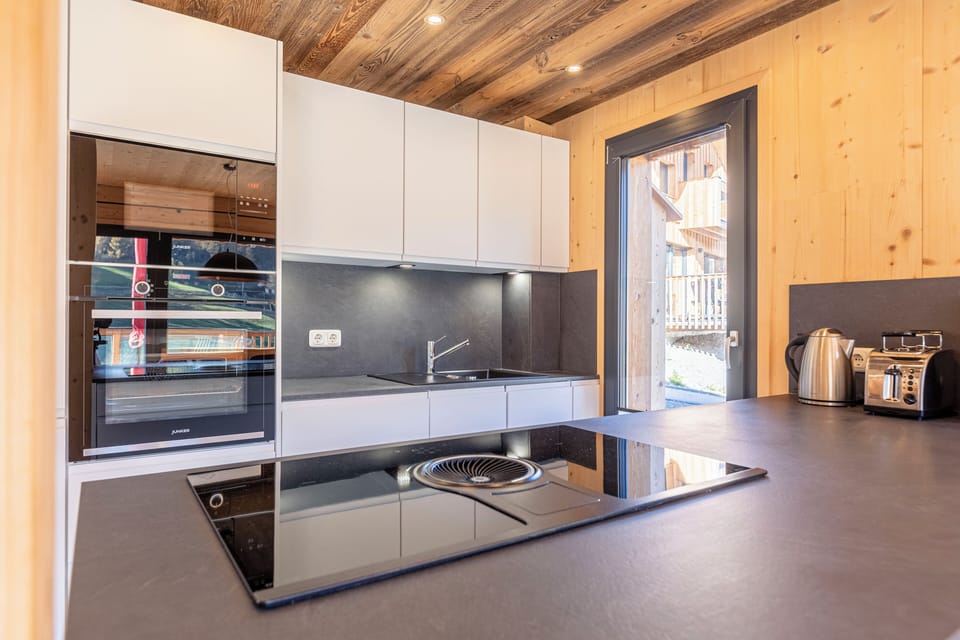 Chalet mit 4 Schlafzimmern für bis zu 8 Personen | 4 bedrooms, cribs/infant beds, free WiFi, bed sheets