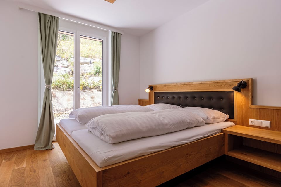 Ferienwohnung für bis zu 2 Erwachsene und 2 Kinder | Cribs/infant beds, free WiFi, bed sheets