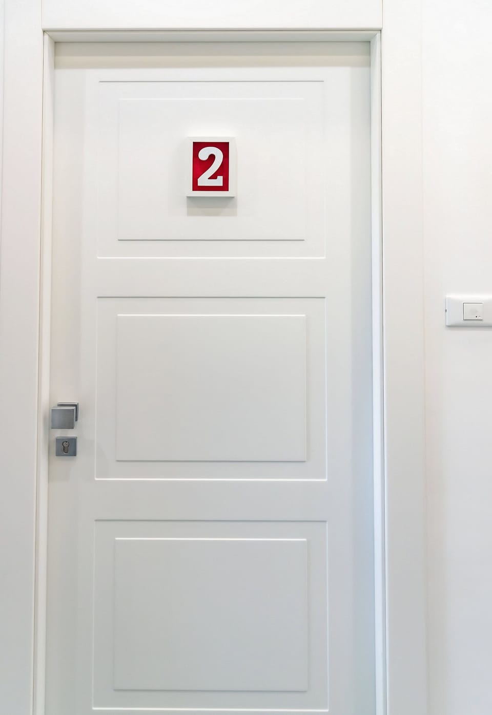 Deluxe Room, City View | In-room safe, blackout drapes, soundproofing, free WiFi
