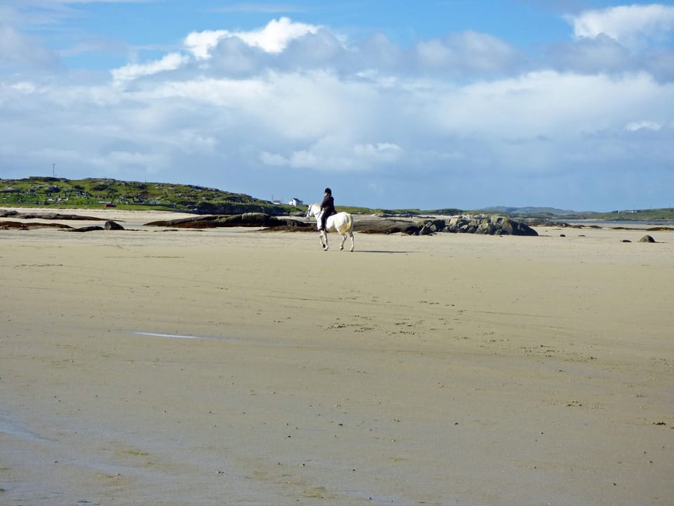 Bridies Holiday Cottage Roundstone Cottage in County Galway