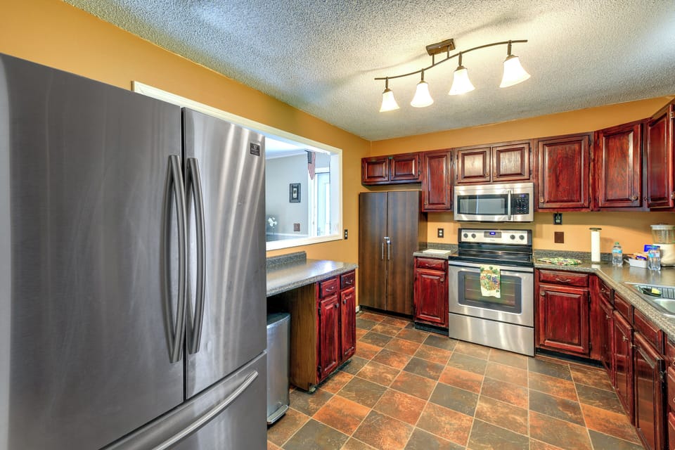 House (2 Bedrooms) | Interior