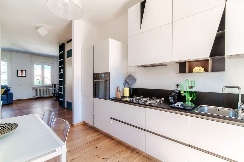 Condo, Balcony | Private kitchen | Full-size fridge, microwave, oven, stovetop