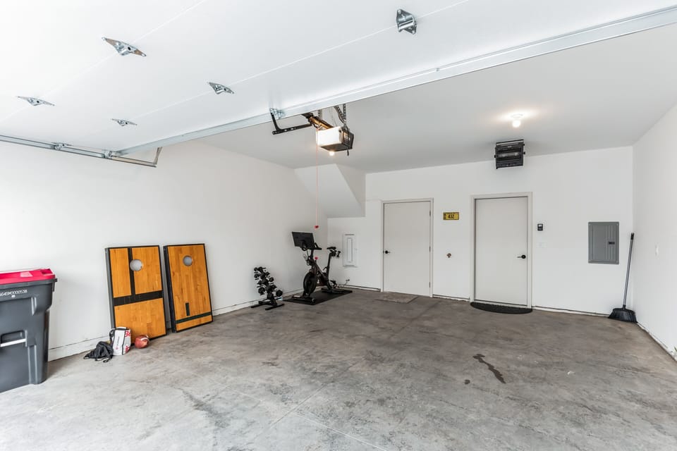 Townhome, 2 Bedrooms | Interior