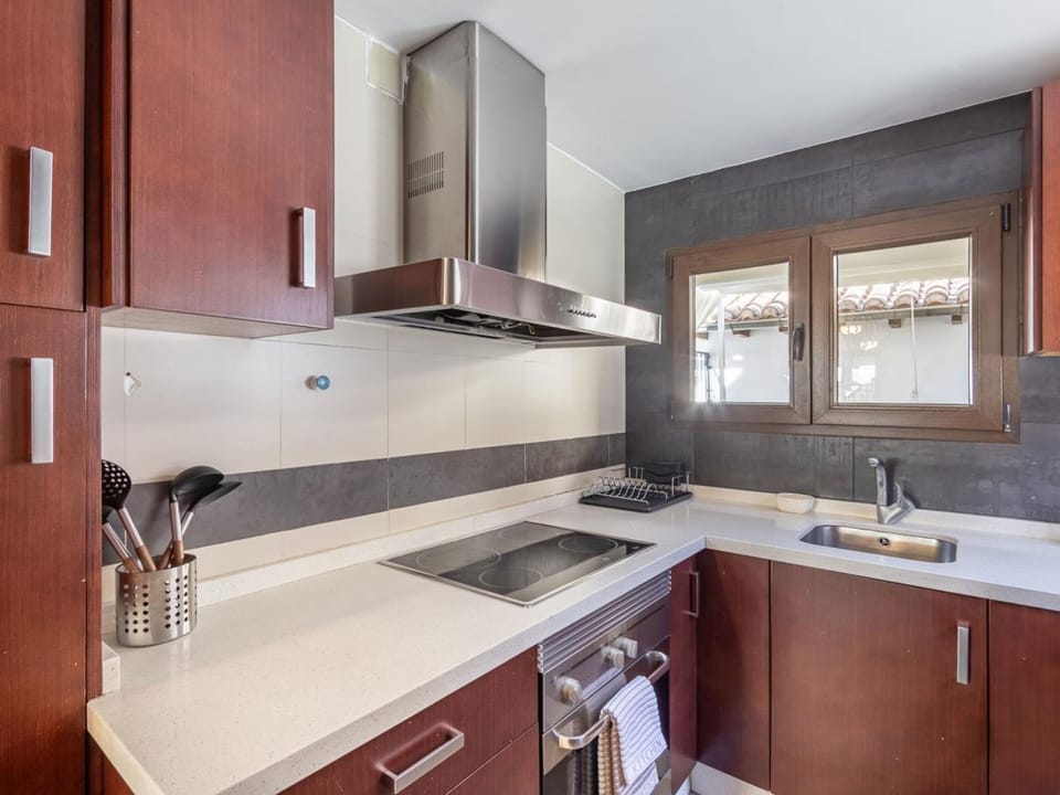 House | 1 bedroom