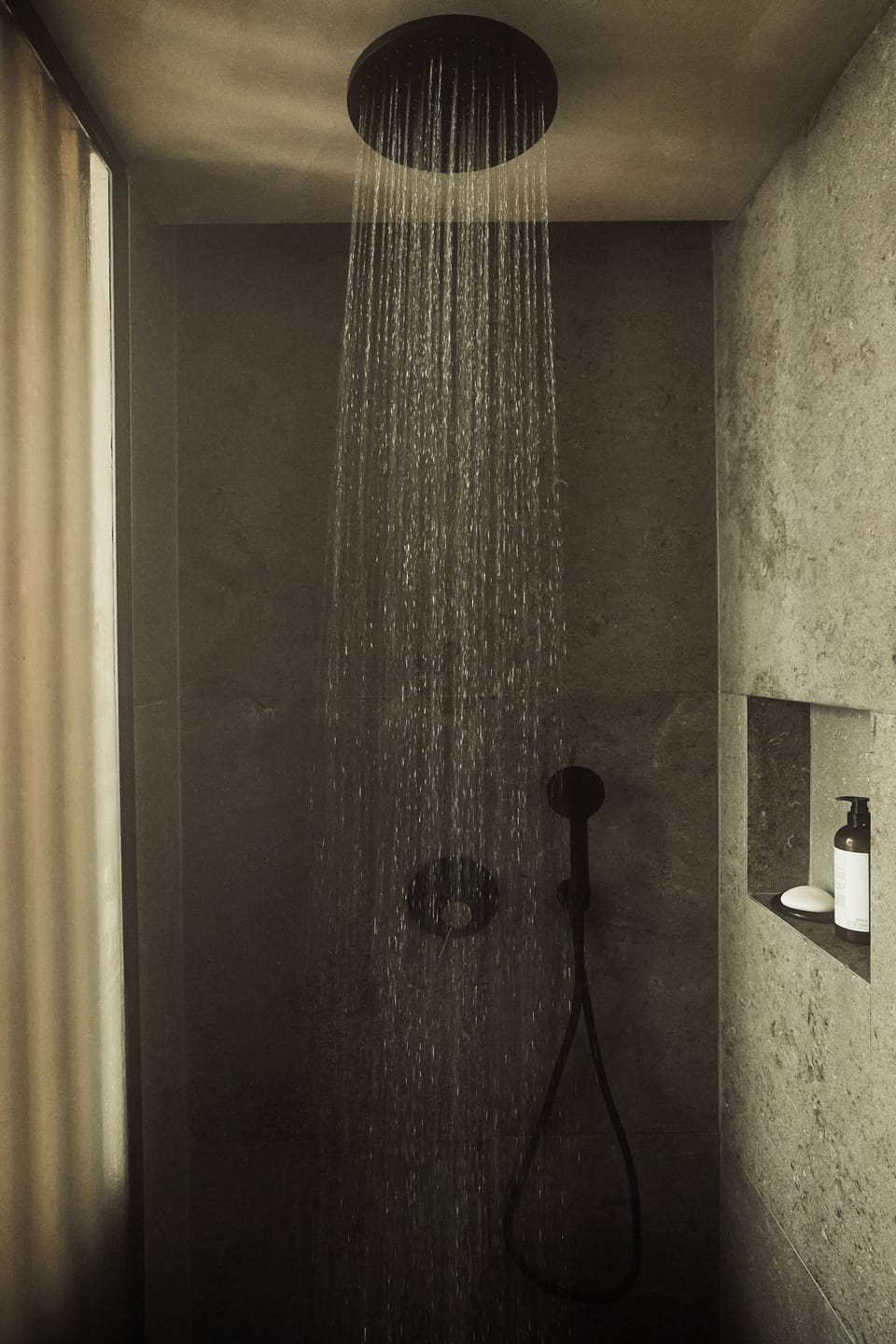 Shower, free toiletries, hair dryer, slippers