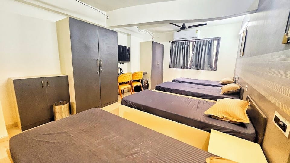 Luxury Shared Dormitory, City View | Desk, laptop workspace, free WiFi