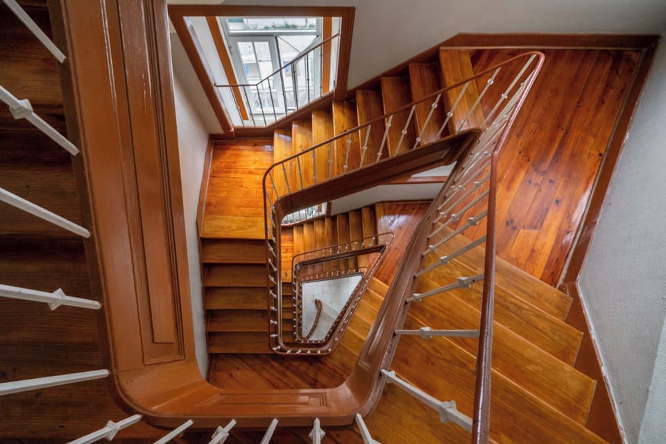 Aq2 Prime Location Luxury For Family & Friends Apartment in Lisbon