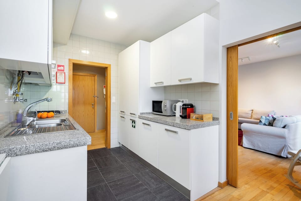 Apartment, 1 Bedroom | Private kitchen | Electric kettle
