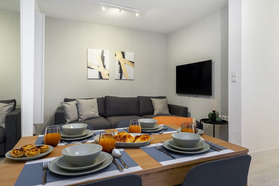 Apartment, 2 Bedrooms | Living area