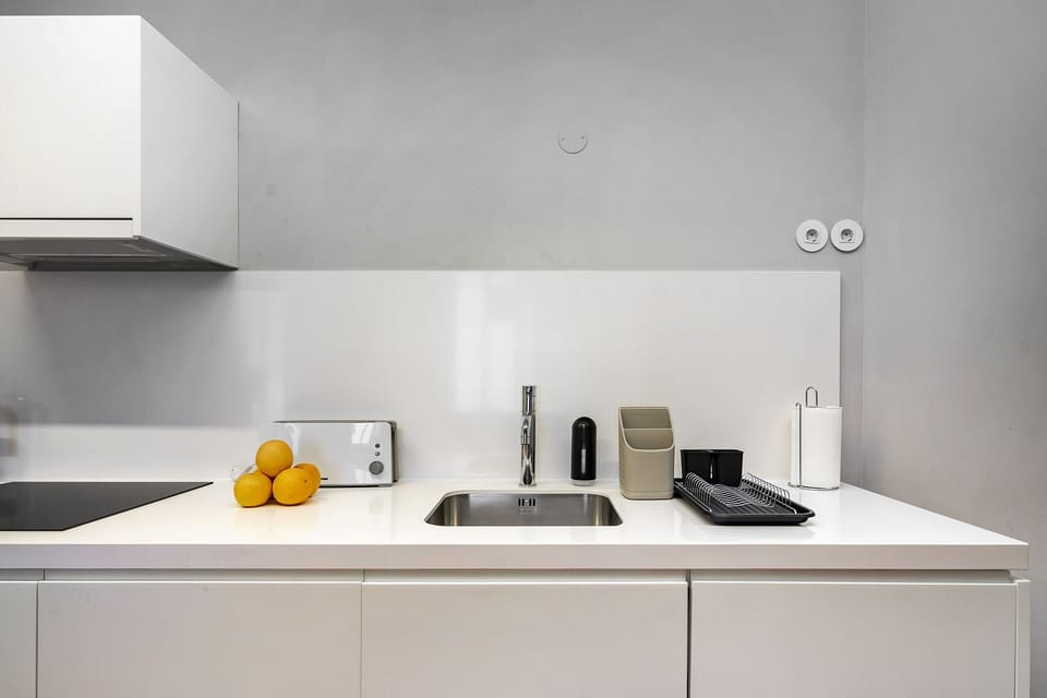 Apartment, 2 Bedrooms | Private kitchen | Electric kettle, toaster