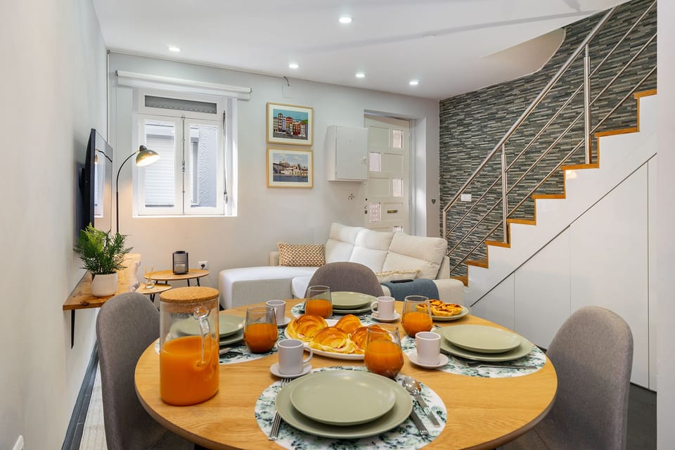 Apartment, 2 Bedrooms | Living area