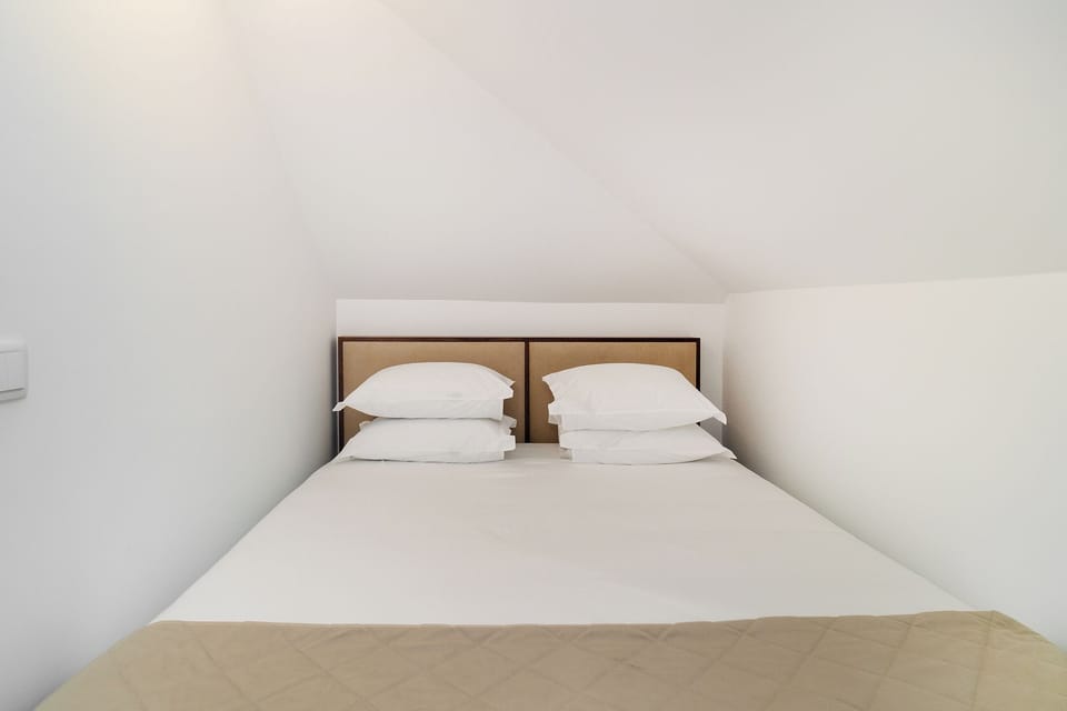 Alfama Studio Prime Location Explore Lisbon W/ Style Apartment in Lisbon