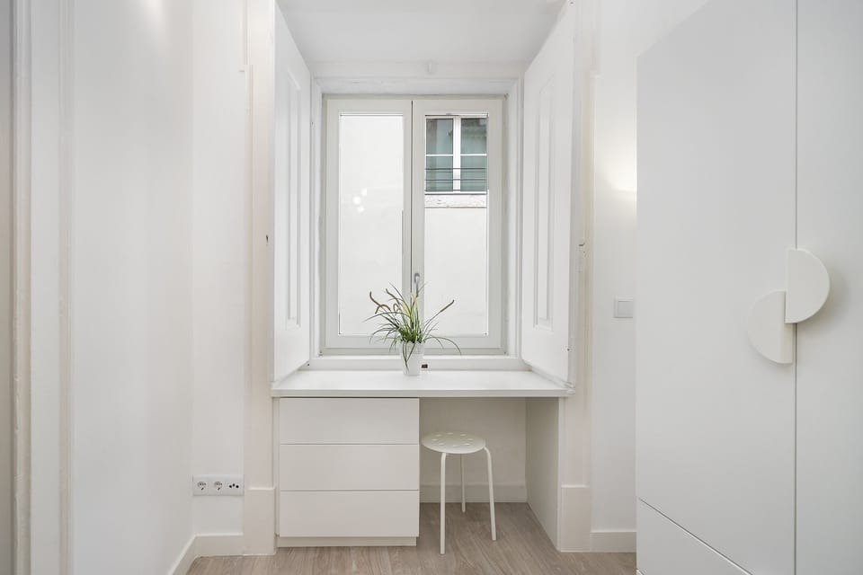 Apartment, 2 Bedrooms | 2 bedrooms, desk, free WiFi