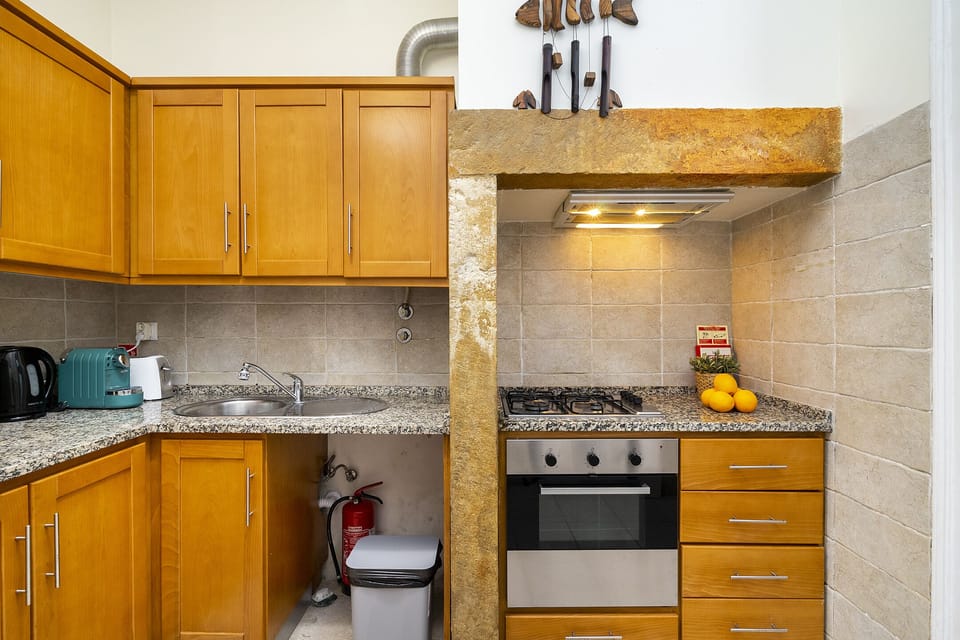 Apartment, 1 Bedroom | Private kitchen | Electric kettle