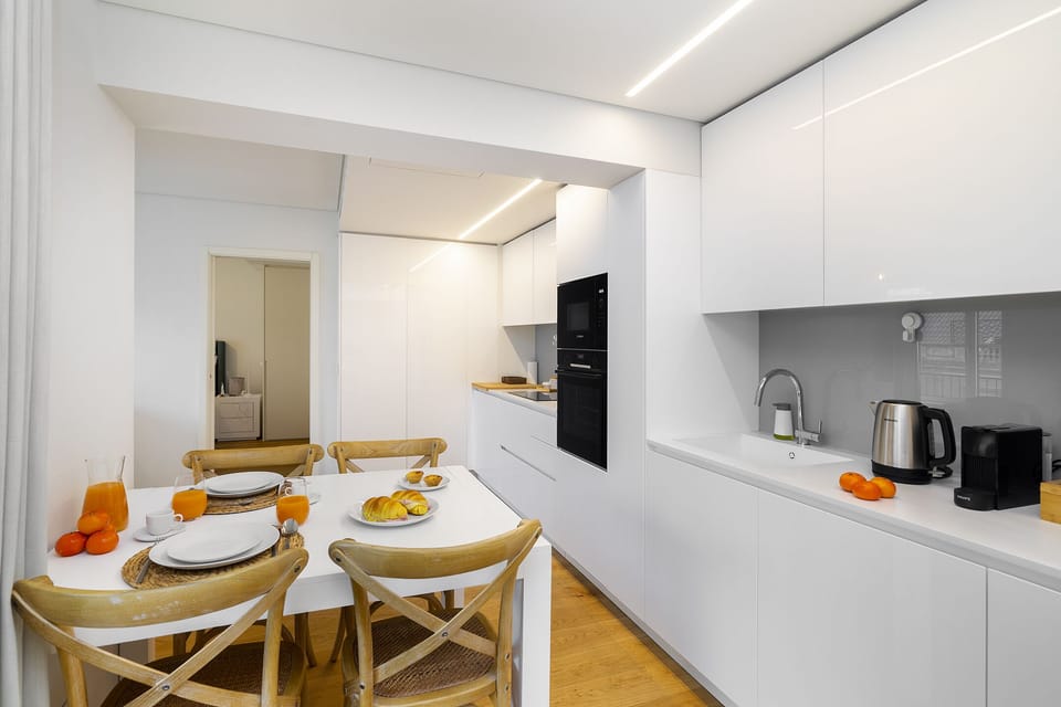 Apartment, 1 Bedroom | Private kitchen | Electric kettle