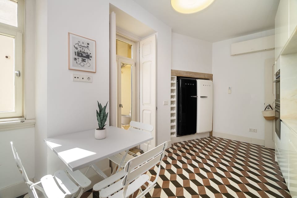 Apartment, 3 Bedrooms | Private kitchen | Electric kettle, toaster