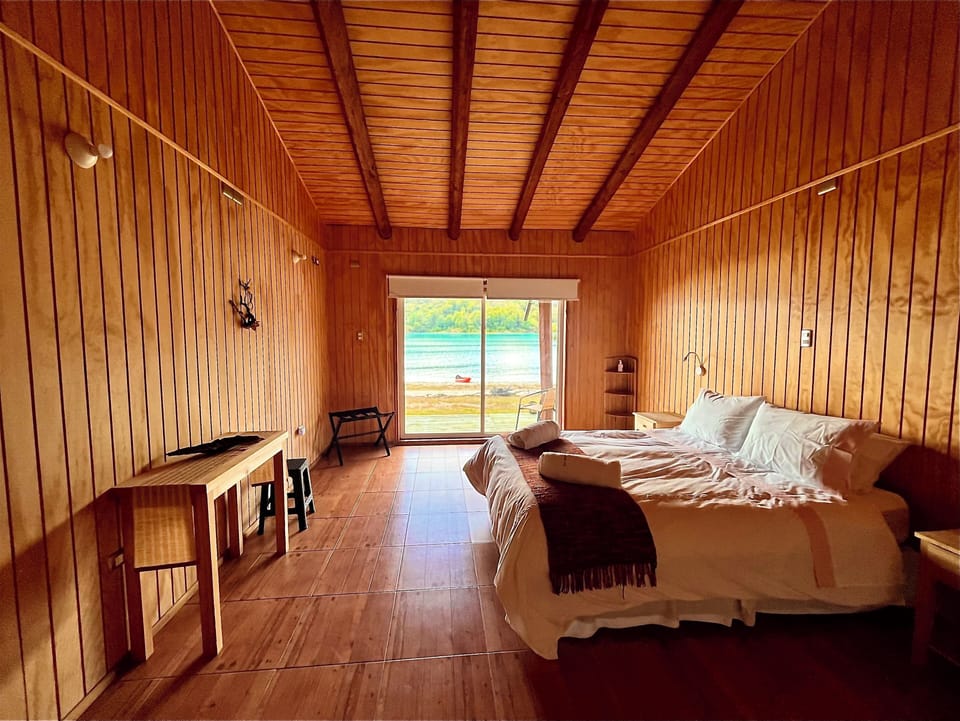 Basic Double Room | Bed sheets