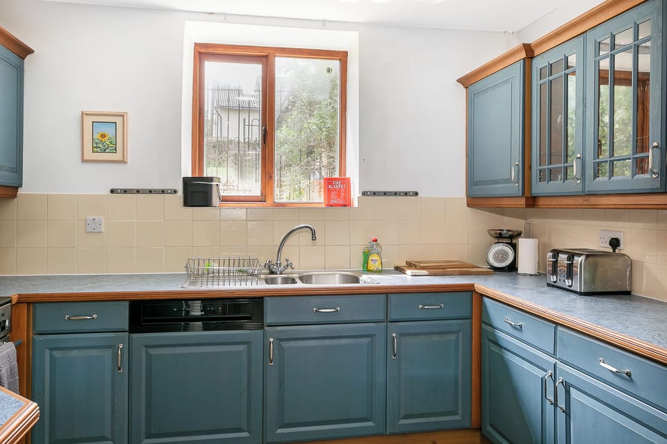 House, Garden View | Private kitchen