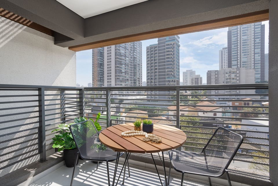 Apartment | Outdoor dining