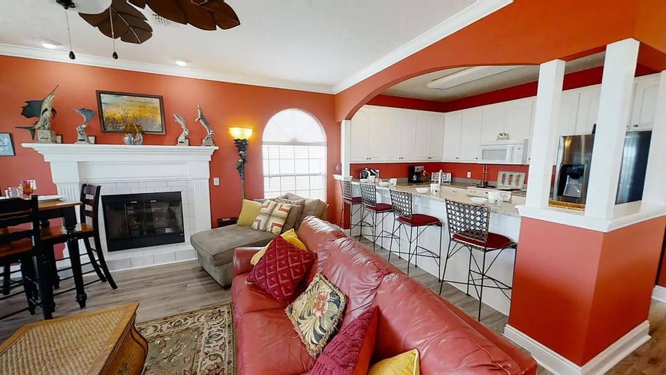House, Multiple Beds (Seaside Serenity) | Living area | TV