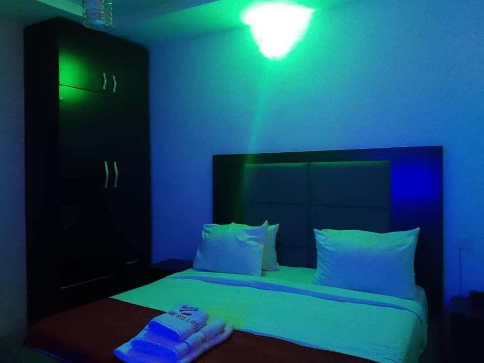 Standard Room, Balcony | Desk, laptop workspace, free WiFi