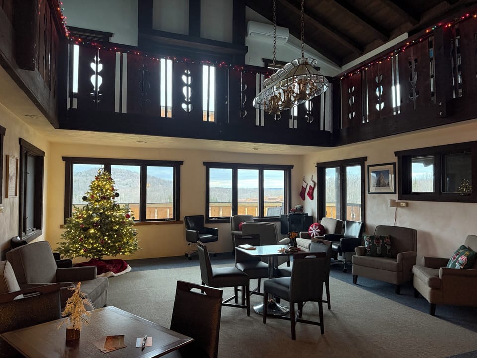 Family Chalet | Living area